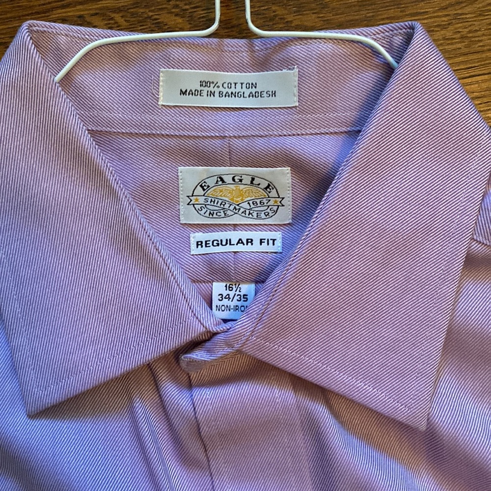 Men’s dress shirt eagle brand size 16 1/2 neck 34-35 sleeves color light purple
